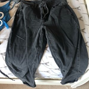 Mom jeans